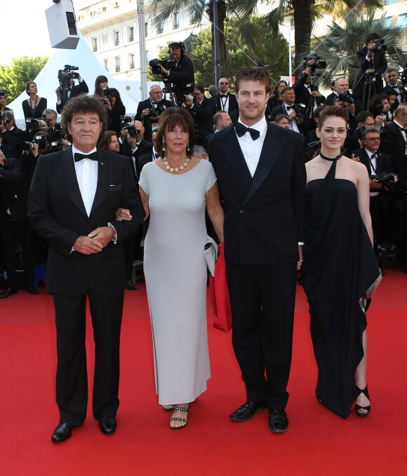 Robert Charlebois, sa femme, leur fils Victor et sa compagne - Montee des marches pour le film "Ma vie avec Liberace" au 66ème Festival de Cannes - 21/05/2013