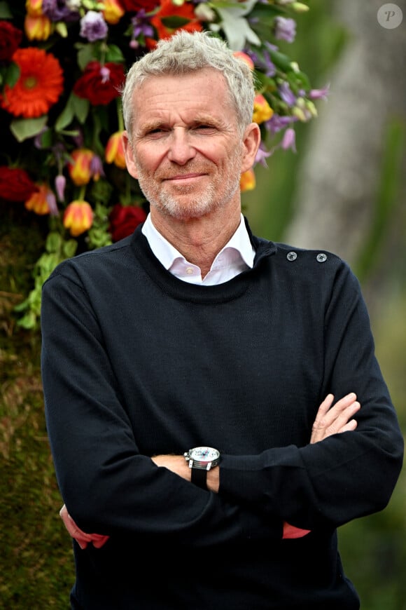 Exclusif - Denis Brogniart, le parrain de l'événement, durant la remise des prix de la 4ème édition du Festival des Jardins de la Côte d'Azur, dans les jardins de la villa Eilenroc, à Antibes Juan les Pins, le 26 mars 2023.© Bruno Bebert / Bestimage