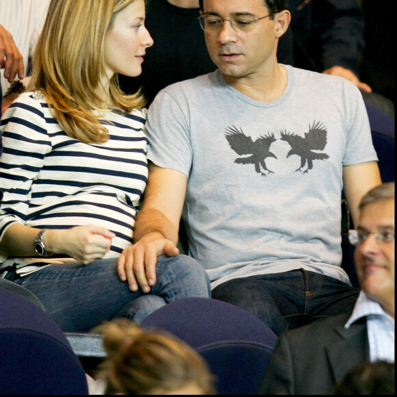 


Le jeune homme est passionné par la politique et les médias.










Jean Luc Delarue et sa compagne Elisabeth Bost. Match opposant le Paris Saint-Germain (PSG) et l'Olympique de Marseille (OM) au Parc des Princes. © Guillaume Gaffiot/Bestimage






