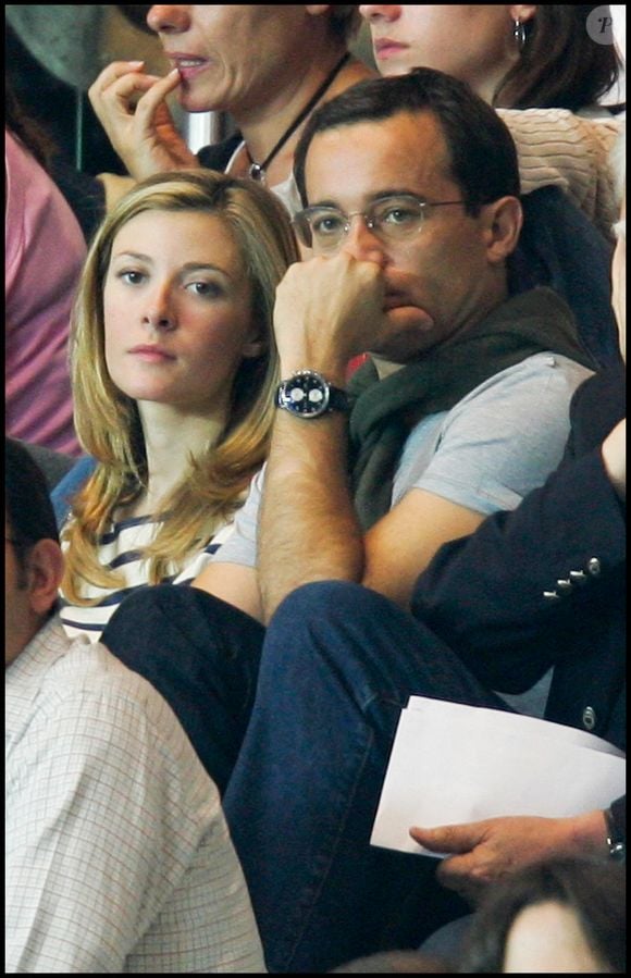 Jean Luc Delarue et sa compagne Elisabeth Bost. Match opposant le Paris Saint-Germain (PSG) et l'Olympique de Marseille (OM) au Parc des Princes. © Guillaume Gaffiot/Bestimage