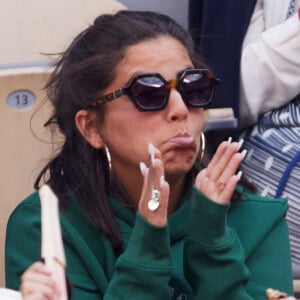 Inès Reg (Inès Reghioua) dans les tribunes au même moment dans les tribunes des Internationaux de France de tennis de Roland Garros 2024 à Paris, France, le 3 juin 2024. © Jacovides-Moreau/Bestimage