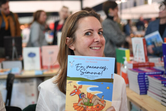 Charline Vanhoenacker lors du "Festival du Livre de Paris", qui se tient du 21 au 23 avril 2023 au ‎Grand Palais Ephémère. Paris, le 22 avril 2023. 