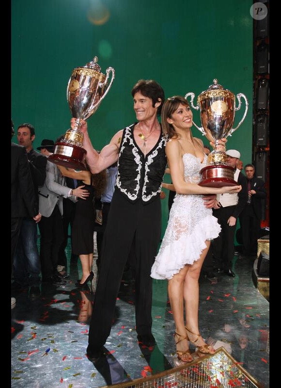 Ronn Moss et Sara Di Vaira pour la 6ème édition de l'émission Ballando con le stelle à Rome le 20 mars 2010