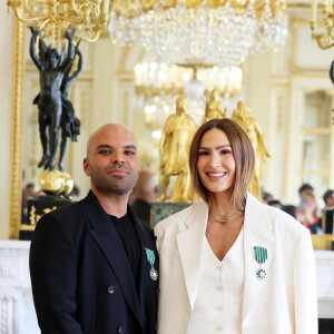 Exclusif - Saïd Boussif, Vitaa - La chanteuse Vitaa et le Producteur musical Saïd Boussif élevés par la ministre de la Culture, Rachida Dati au grade de chevalier dans l'ordre des Arts et Lettres dans le salon des Maréchaux au ministère de la Culture à Paris le 24 juin 2024. © Dominique Jacovides - Alain Guizard / Bestimage  No Web - Belgique et Suisse 