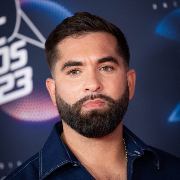 Tapis rouge des NRJ MUSIC AWARDS 2023. KENDJI GIRAC assiste au tapis rouge des NRJ MUSIC AWARDS 2023, au Palais des Festivals, à Cannes. Le 10 novembre 2023. Photo par Shootpix/ABACAPRESS.COM