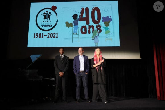 Mourad Tsimpou, Bruno Solo et Bilal Hassani célèbrent le 40e anniversaire de "La Voix de l'Enfant" à l'Automobile Club de France à Paris, le 22 septembre 2022. Jérôme Domine/ABACAPRESS.COM