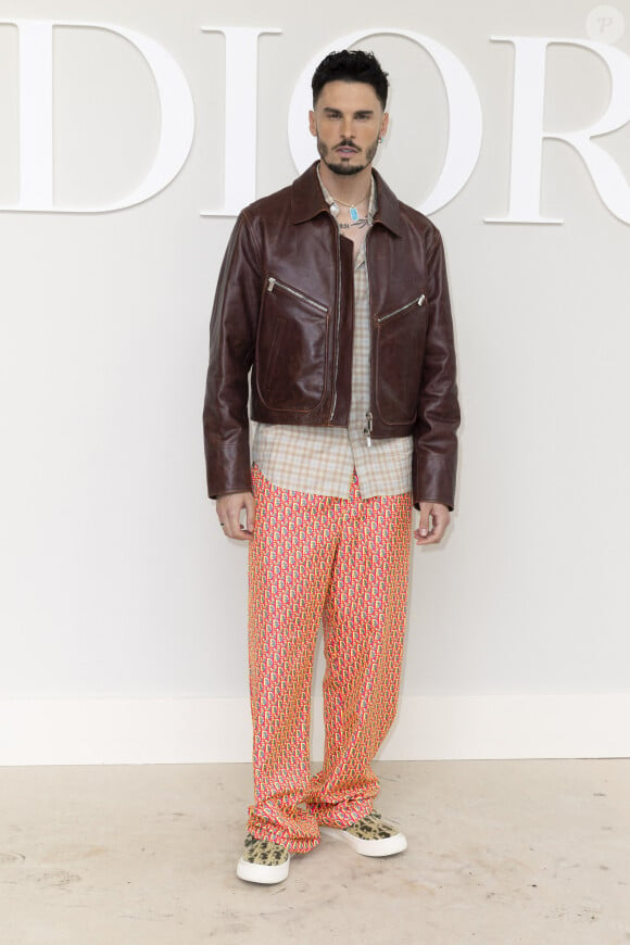 Il a vu sa carrière exploser après avoir été repéré par Karl Lagerfeld
Baptiste Giabiconi - Photocall du défilé Dior "Collection Homme Prêt-à-Porter Printemps/Eté 2025" lors de la Fashion Week de Paris, le 21 juin 2024. © Borde/Rindoff/Bestimage 