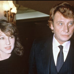 L'ancienne compagne de Johnny Hallyday a eu de nombreux hommes dans sa vie...Nathalie Baye et Johnny Hallyday à Paris dans les années 80