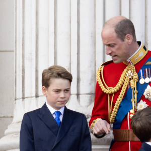 Le prince William, prince de Galles, Catherine (Kate) Middleton, princesse de Galles, le prince George de Galles, le prince Louis de Galles, et la princesse Charlotte de Galles - Les membres de la famille royale britannique au balcon du Palais de Buckingham lors de la parade militaire "Trooping the Colour" à Londres, Royaume Uni, le 15 juin 2024. © GoffPhotos/Bestimage