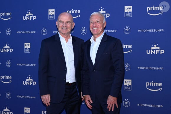 Didier Deschamps et Guy Stephan - Photocall de la 32ème cérémonie des "Trophées UNFP du football" au Pavillon d'Armenonville à Paris, le 13 mai 2024.