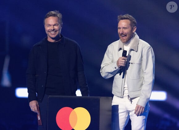 Pete Tong, David Guetta - Scène des Brit Awards 2022 à l'O2 Arena à Londres le 8 février 2022.