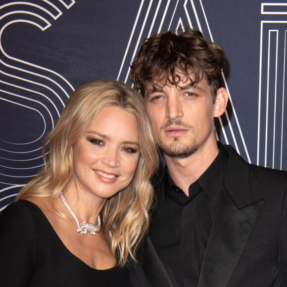 En couple avec Niels Schneider, l'actrice, qui a brillé dans ''Revoir Paris'' et ''Sibyl'', est redevenue maman l'année dernière.
Niels Schneider et Virginie Efira arrivent à la 47e édition de la cérémonie des César du cinéma à l'Olympia à Paris, le 25 mars 2022. David Niviere/ABACAPRESS.COM