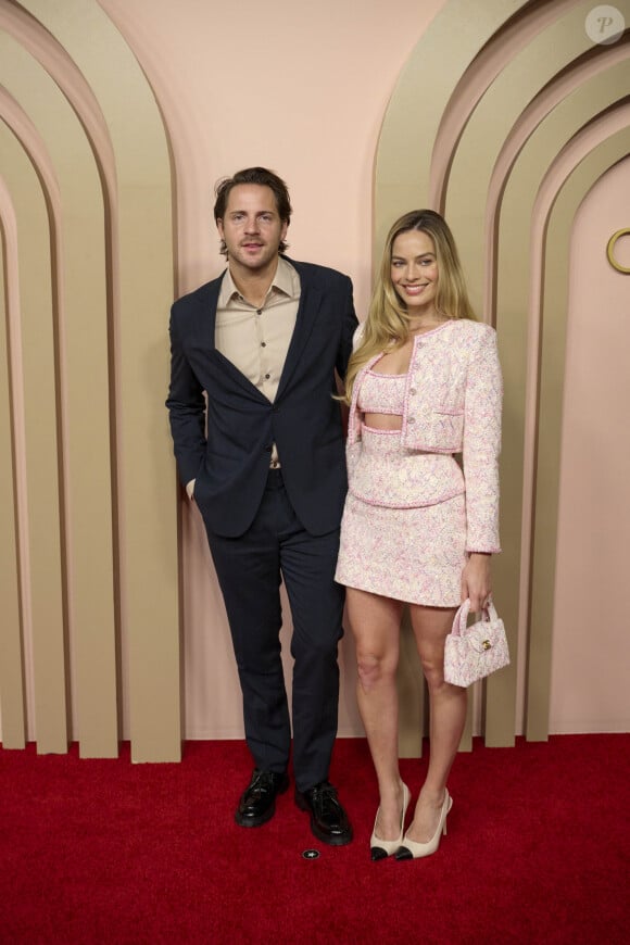 Ni Margot Robbie ni son mari n'ont souhaité s'exprimer à propos de cette nouvelle
Tom Ackerley et Margot Robbie au déjeuner des nommés des Oscars au Hilton de Beverly, 12 février 2024