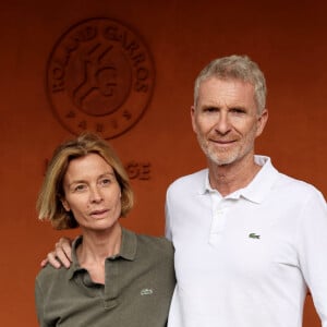 L'animateur et son épouse Hortense n'étaient pas sur place.
Denis Brogniart et sa femme Hortense - Les célébrités au village lors des Internationaux de France de tennis de Roland Garros 2024 à Paris (20 mai - 9 juin 2024), le 31 mai 2024. © Jacovides / Moreau / Bestimage