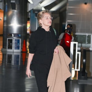 Sharon Stone arrivant à l'aéroport de JFK à New York, le 28 avril 2024