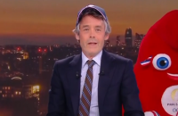 Yann Barthès fait ses adieux sur le plateau de "Quotidien"