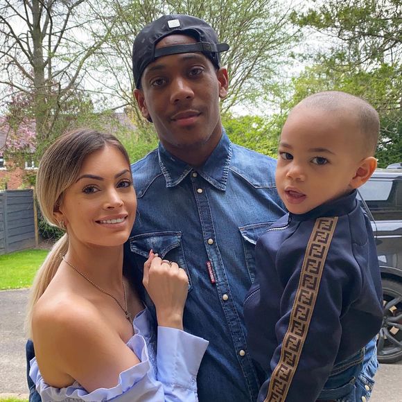 Le père de son fils Swan ?
Mélanie Da Cruz, mariée au footballeur Anthony Martial et maman du petit Swann.
