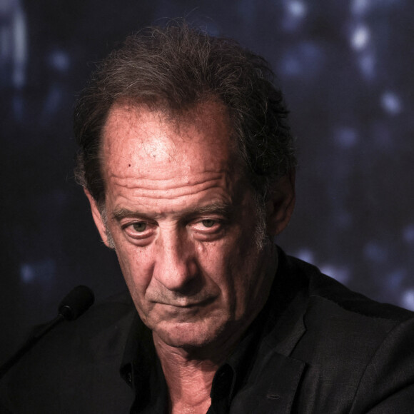 Vincent Lindon fête aujourd'hui son 65ème anniversaire...Vincent Lindon assiste à la conférence de presse du film Le Deuxième Acte avant le 77e Festival de Cannes au Palais des Festivals à Cannes, France. Photo par David Boyer/ABACAPRESS.COM