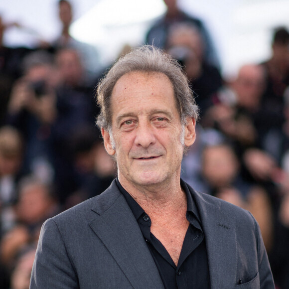 Vincent Lindon assiste au Photocall du film Le Deuxieme Acte dans le cadre du 77ème Festival International du Film de Cannes à Cannes, France, le 15 mai 2024. Photo par Aurore Marechal/ABACAPRESS.COM