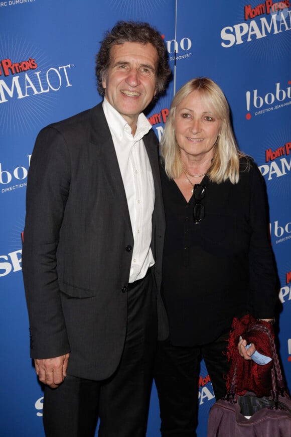 Gérard Leclerc et son épouse Julie assistent à la première de Spamalot qui s'est tenue à Bobino à Paris, le 3 octobre 2013. Jérôme Domine/ABACAPRESS.COM