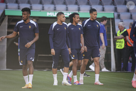 Une polémique de plus dans la rivalité entre la France et l'Argentine
 
Kylian Mbappé Entraînement de l'équipe de France de football avant leur match de demi-finale du Championnat d'Europe de football contre l'Espagne à l'Allianz Arena de Munich, Allemagne, le 8 juillet 2024. © Elyxandro Cegarra/Panoramic/Bestimage