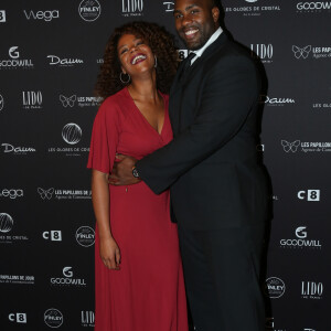 "Elle m'aide à préserver mon sommeil, veille sur ma nutrition, organise la vie de famille", ajoute le judoka
 
Teddy Riner et sa compagne Luthna Plocus au photocall de la 11ème cérémonie des Globes de Cristal au Lido à Paris le 30 janvier 2017. © CVS / Bestimage