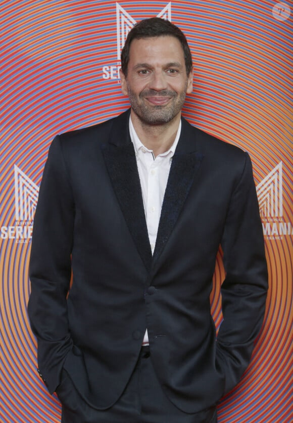 Mehdi Nebbou de la série HPI - Photocall de la soirée d'ouverture du Festival Séries Mania à Lille. Le 18 mars 2022 © Christophe Aubert via Bestimage