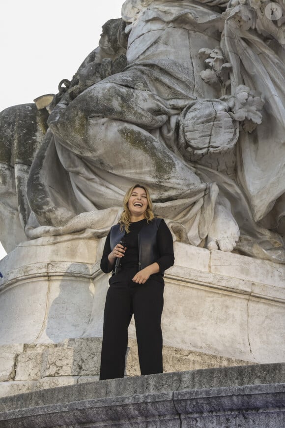 Santa lors du concert de la Place de la République en marge de l'émission "Paris Accueille La Flamme", à Paris le 15 juillet 2024