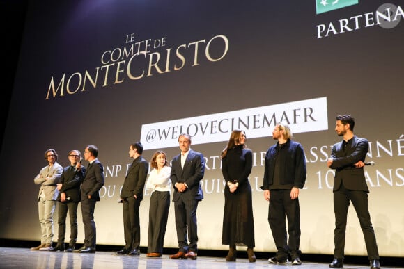 Exclusif - Matthieu Delaporte, Alexandre de La Patellière, Julien De Saint Jean, Patrick Mille, Anamaria Vartolomei, Pierre Niney lors de l'avant-première du film "Le Comte de Monte-Cristo" au Grand Rex à Paris le 20 juin 2024. © Coadic Guirec / Olivier Borde / Bestimage 