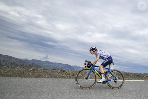 Le Danois Jonas Vingegaard de l'équipe Visma-Lease a Bike célèbre sa victoire lors de la 11e étape du Tour de France 2024, entre Evaux-les-Bains et Le Lioran, en France (211 km), le mercredi 10 juillet 2024. La 111e édition du Tour de France débutera le samedi 29 juin et se terminera à Nice, le 19 juillet. ABACAPRESS.COM