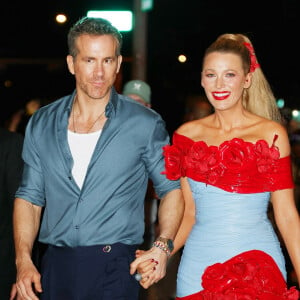 Ryan Reynolds et Blake Lively forment l'un des couples les plus aimés d'Hollywood. 
Blake Lively, Ryan Reynolds et Gigi Hadid sortent ensemble à l'after-party de "Deadpool & Wolverine" à New York.