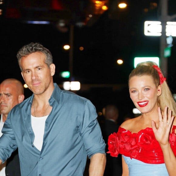 Les acteurs avaient choisi de ne pas révéler le prénom mais c'est désormais chose faite
Blake Lively, Ryan Reynolds et Gigi Hadid sortent ensemble à l'after-party de "Deadpool & Wolverine" à New York.