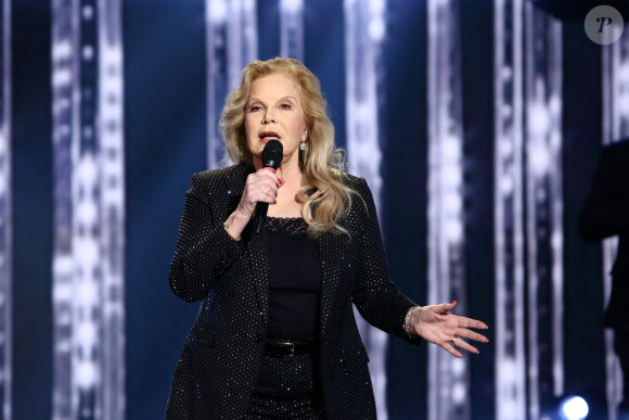 Exclusif - Sylvie Vartan est l'invitée de l'émission Domenica In à Milan le 25 février 2024. 