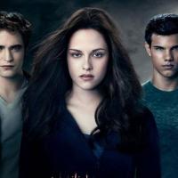 Twilight III : Kristen Stewart déchirée entre les beaux Robert Pattinson et Taylor Lautner !