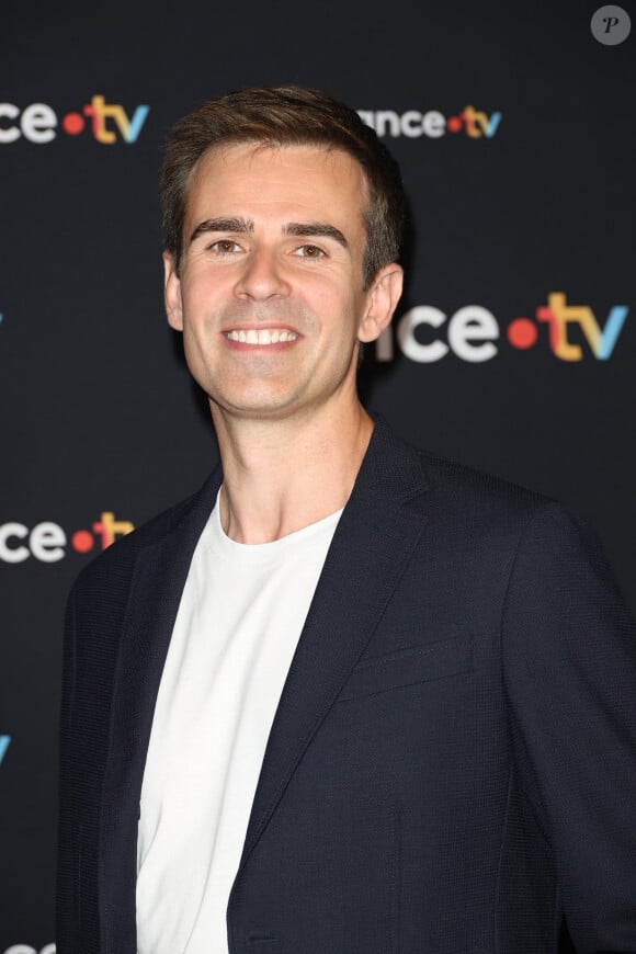 Jean-Baptiste Marteau au photocall pour la conférence de presse de rentrée de France TV à la Grande Halle de la Villette à Paris, France, le 11 juillet 2023. © Coadic Guirec/Bestimage 