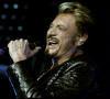 Alors qu'elle était en dépression suite à une rupture amoureuse très douloureuse, Zazie avait reçu un coup de fil de Pascal Obispo lui proposant un défi de taille : écrire une nouvelle chanson pour Johnny Hallyday
Exclusif - Johnny Hallyday en concert au stade de France pour sa tournée 2012