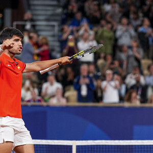 Rafael Nadal et Carlos Alcaraz se sont qualifiés pour le 2e tour face aux Argentins Maximo Gonzalez et Andres Molteni, éliminés 7-6 (7-4) 6-4.
Rafael Nadal (ESP) et Carlos Alcaraz (ESP)