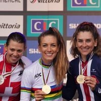 Pauline Ferrand-Prévot décroche une médaille d'or : son chéri est un champion comme elle !