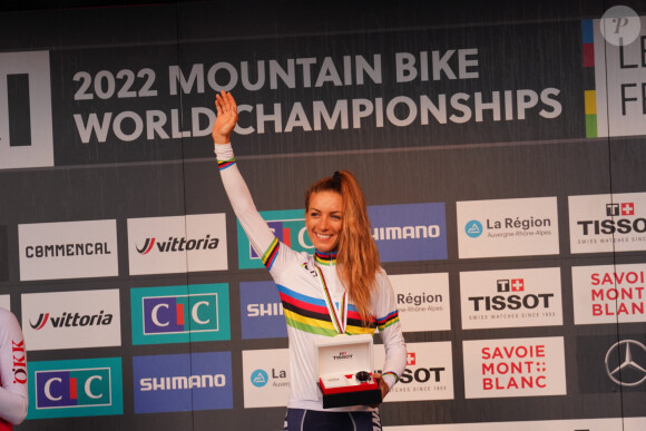 La française Pauline Ferrand-Prévot décroche le titre de championne du monde en short track aux Gets, Haute-Savoie, France, le 26 août 2022. © Fabio Averna/LPS/Zuma Press/Bestimage 