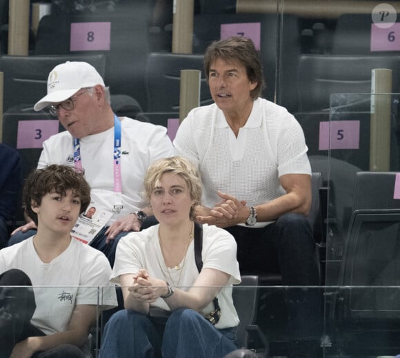 Tom Cruise assiste aux épreuves de gymnastique avec Simone Biles des USA lors des Jeux Olympiques 2024 (JO 2024) à Paris le 28 juillet 2024