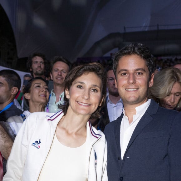 Amélie Oudéa-Castéra et Gabriel Attal - Célébrités assistent à la finale de l'épée individuelle homme avec le francais Yannick Borel qui perd en finale face à Kōki Kanō au Grand Palais lors des Jeux Olympiques de Paris 2024 (JO) à Paris le 28 juillet 2024. © Dominique Jacovides-Pierre Perusseau/Bestimage