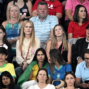 Nicole Kidman, son mari Keith Urban et leur fille lors de la finale de l'épreuve par équipe de gymnastique à l'Arena Bercy à Paris le 30 juillet 2024. Photo by David Niviere/ABACAPRESS.COM