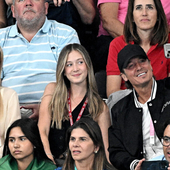 Nicole Kidman, son mari Keith Urban et leur fille lors de la finale de l'épreuve par équipe de gymnastique à l'Arena Bercy à Paris le 30 juillet 2024. Photo by David Niviere/ABACAPRESS.COM. Photo by David Niviere/ABACAPRESS.COM