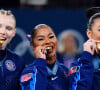 Tous ont soutenus Simone Biles et les Américaines
Simone Biles, Jade Carey, Jordan Chiles, Sunisa Lee et Hezly Rivera avec leur médaille d'or après la finale de l'épreuve par équipe de gymnastique à l'Arena Bercy à Paris le 30 juillet 2024