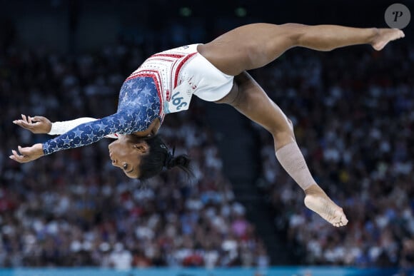 Simone Biles lors de la finale de l'épreuve par équipe de gymnastique à l'Arena Bercy à Paris le 30 juillet 2024. (Credit Image: © Antonio Martinez/AFP7 via ZUMA Press Wire)