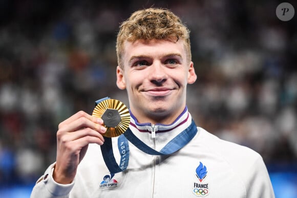 Léon Marchand (FRA) décroche la médaille d'or aux 400 mètres nage libre le 28 juillet 2024 © Matthieu Mirville-DPPI Media / Panoramic / Bestimage