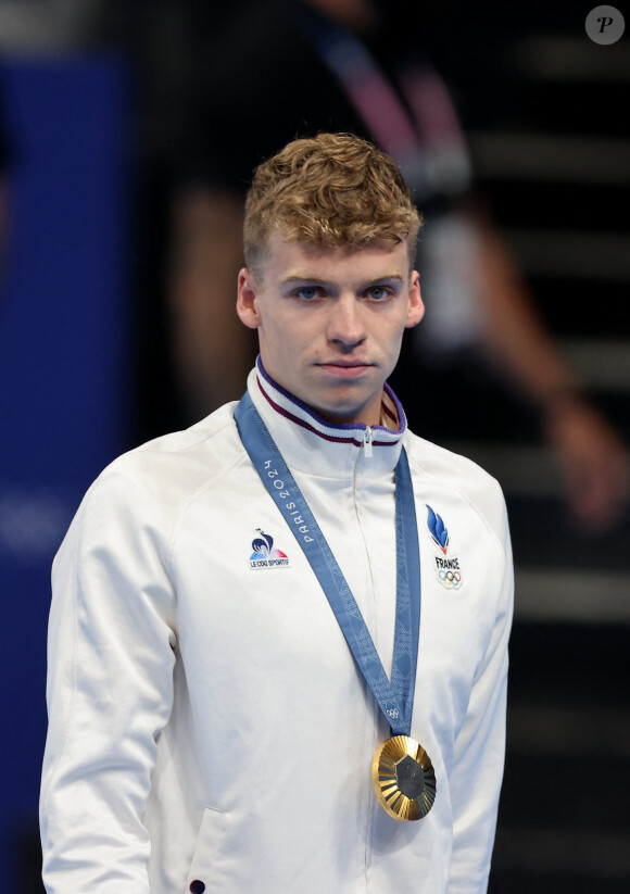 Léon Marchand devient champion Olympique sur 400 m 4 nages lors des Jeux Olympiques de Paris 2024 (JO) à Paris La Defense Arena à Nanterre le 28 juillet 2024. © Dominique Jacovides-Pierre Perusseau/Bestimage 