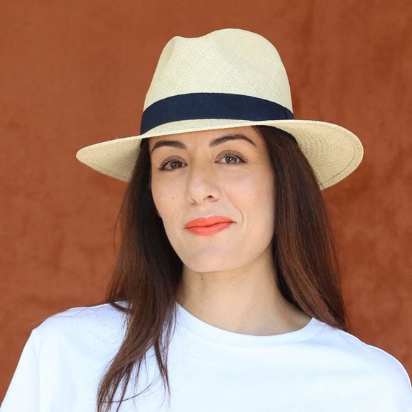 Heureuse dans sa vie personnelle, elle est devenue maman en février 2024.
Sofia Essaïdi au village pendant Roland Garros 2023 le 3 juin 2023 à Paris. Nasser Berzane/ABACAPRESS.COM