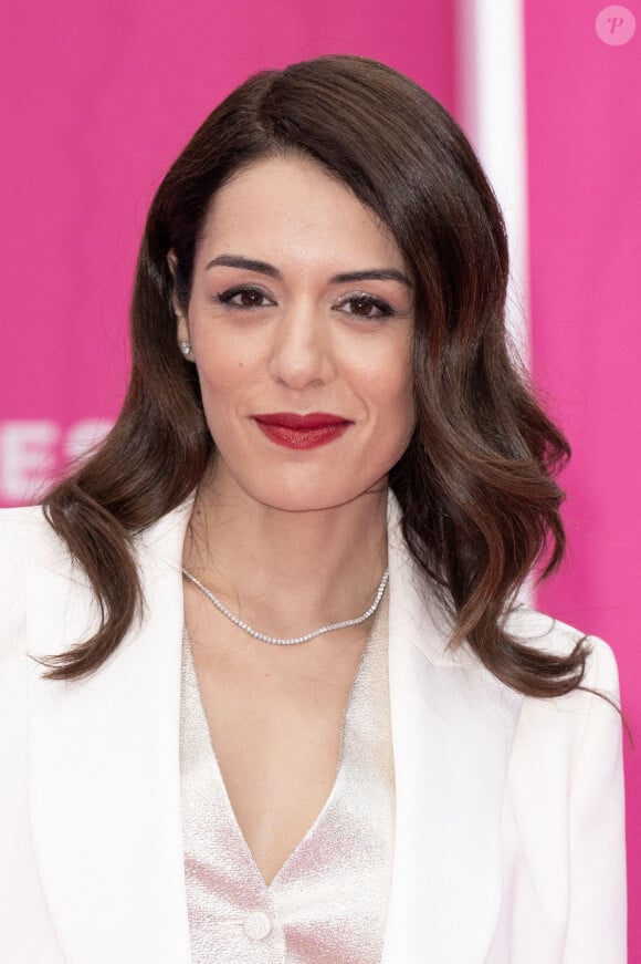 Sofia Essaïdi pose sur le tapis rose lors du 6ème Festival International de Cannes le 15 avril 2023 à Cannes. David Nivière/ABACAPRESS.COM