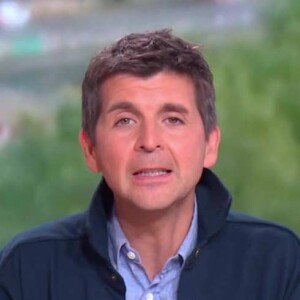 D'anciens et actuels collaborateurs de "Télématin" ont dénoncé l'attitude de Thomas Sotto en coulisses
Thomas Sotto sur le plateau de "Télématin"